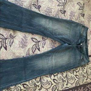 Maurices jeans